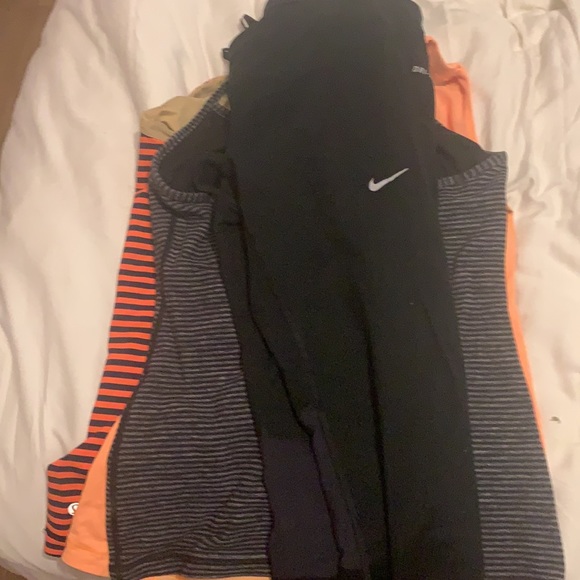 Lululemon & Nike Workout Bundle - Picture 8 of 8